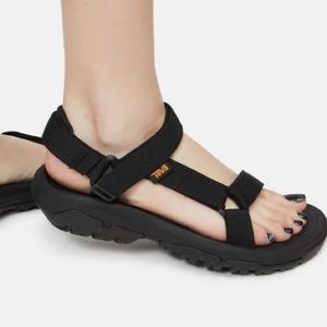 NIB Teva Black Hurricane XLT2 Sandals 8
